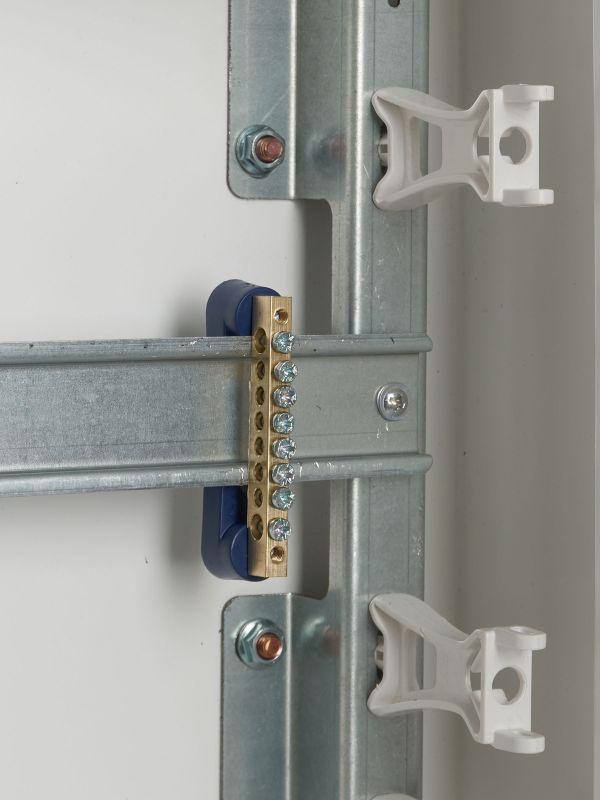 Шина нулевая ШНИ-6х9-8 У2-С на 2х угл. изол. IEK YNN10-69-8C2-K07