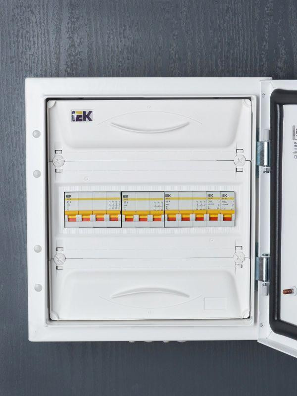 Выключатель нагрузки (мини-рубильник) 3п 63А ВН-32 KARAT IEK MNV10-3-063