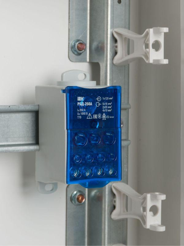Блок распределительный на DIN-рейку РБД-250А IEK RBD-250