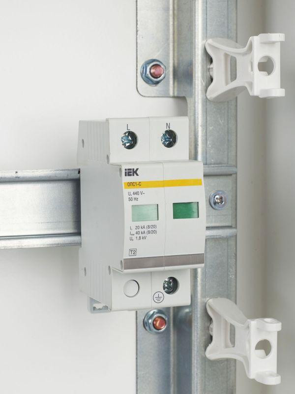 Ограничитель перенапряжения ОПС1-C 2P KARAT IEK MOP20-2-C