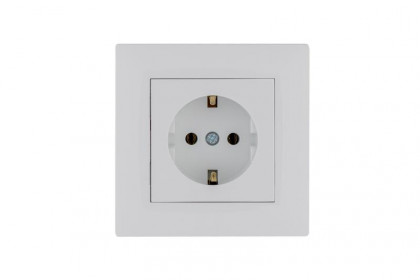 Розетка 1-м Karea RIZZ с заземл. бел. Makel 88001028
