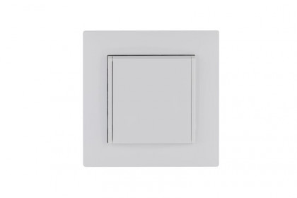 Розетка 1-м с крышкой Karea RIZZ с заземл. бел. Makel 88001029